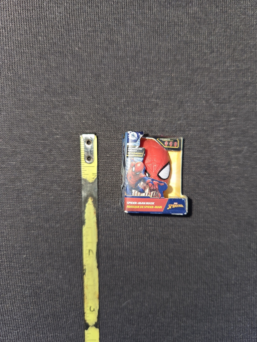 Marvel Spider-Man Red Mini Mask Action Figure Accessory - Picture 6 of 6
